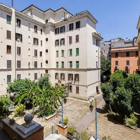 Apartman Bdc - Madama Dore, Timeless 2bdr At San Giovanni Róma