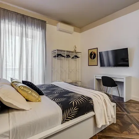 Bdc - Madama Dore, Timeless 2bdr At San Giovanni * Rom